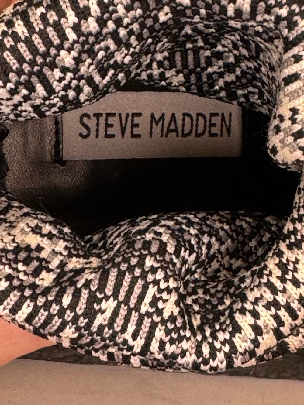 Steve Madden Women’s Trent Knit Ankle Booties White Snake Print - Picture 9 of 9